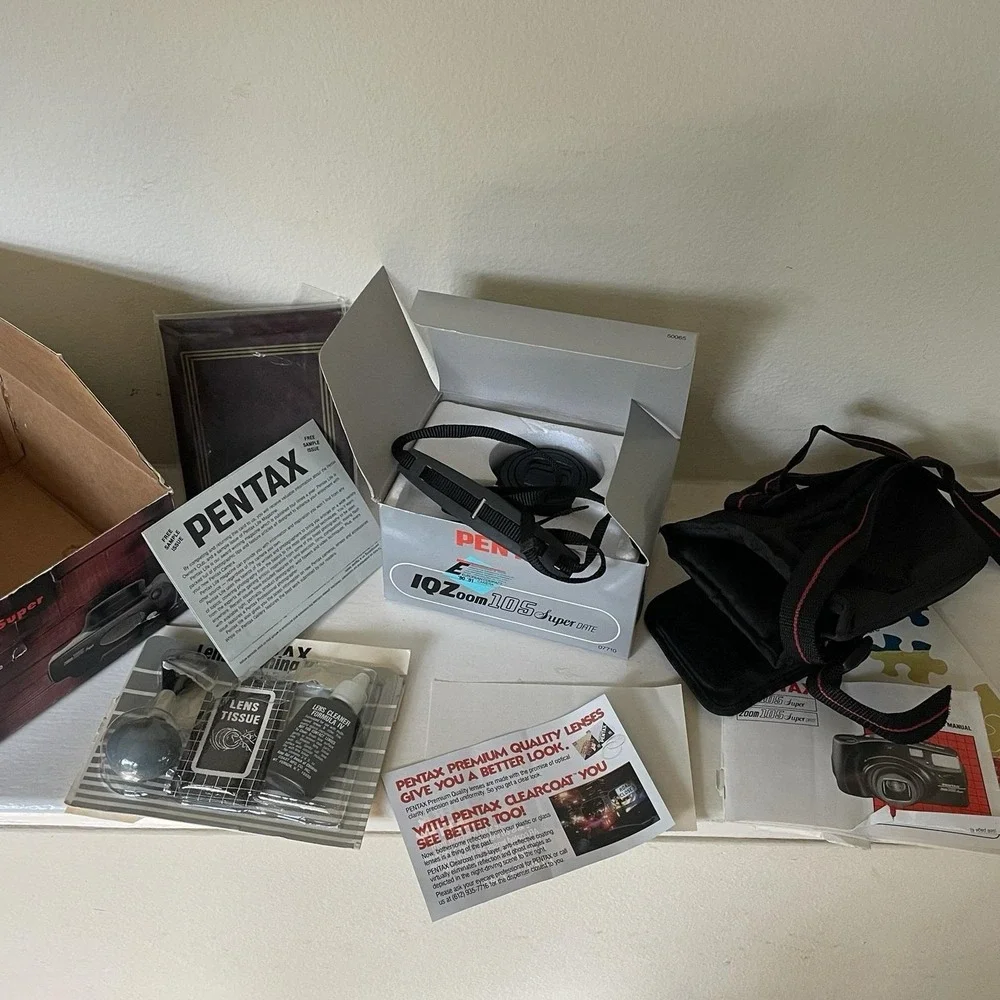 Vintage 90s 35mm Camera Pentax 1QZoom 105 Kit Super Outfit Original Packaging